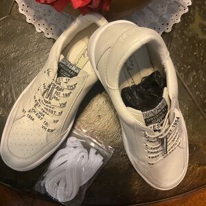 Vintage Havana Serenity White Leather Sneakers with Extra Laces